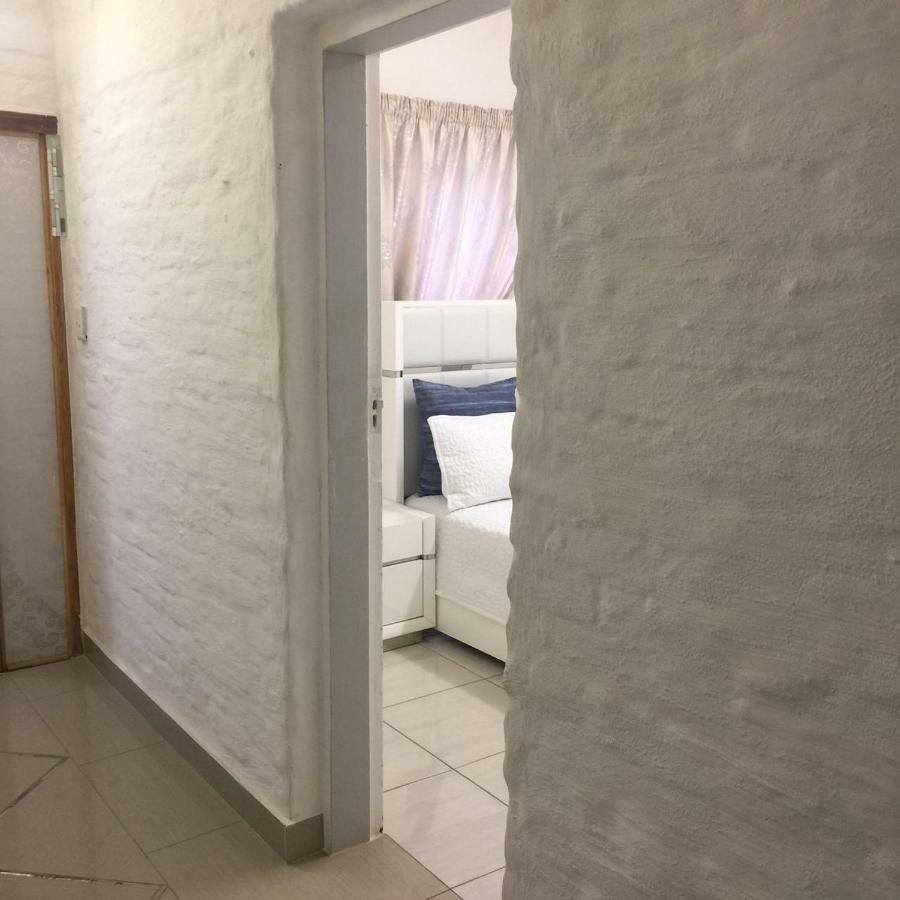 Patzerella'S Cozy Nest Hotel Krugersdorp Exterior foto
