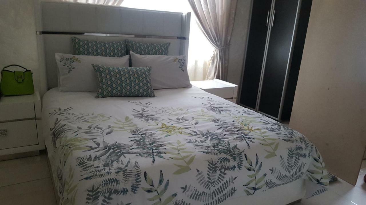 Patzerella'S Cozy Nest Hotel Krugersdorp Exterior foto
